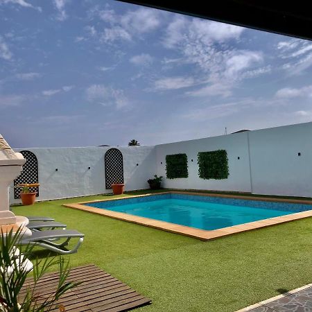 טינאחו Villa Miriam מראה חיצוני תמונה