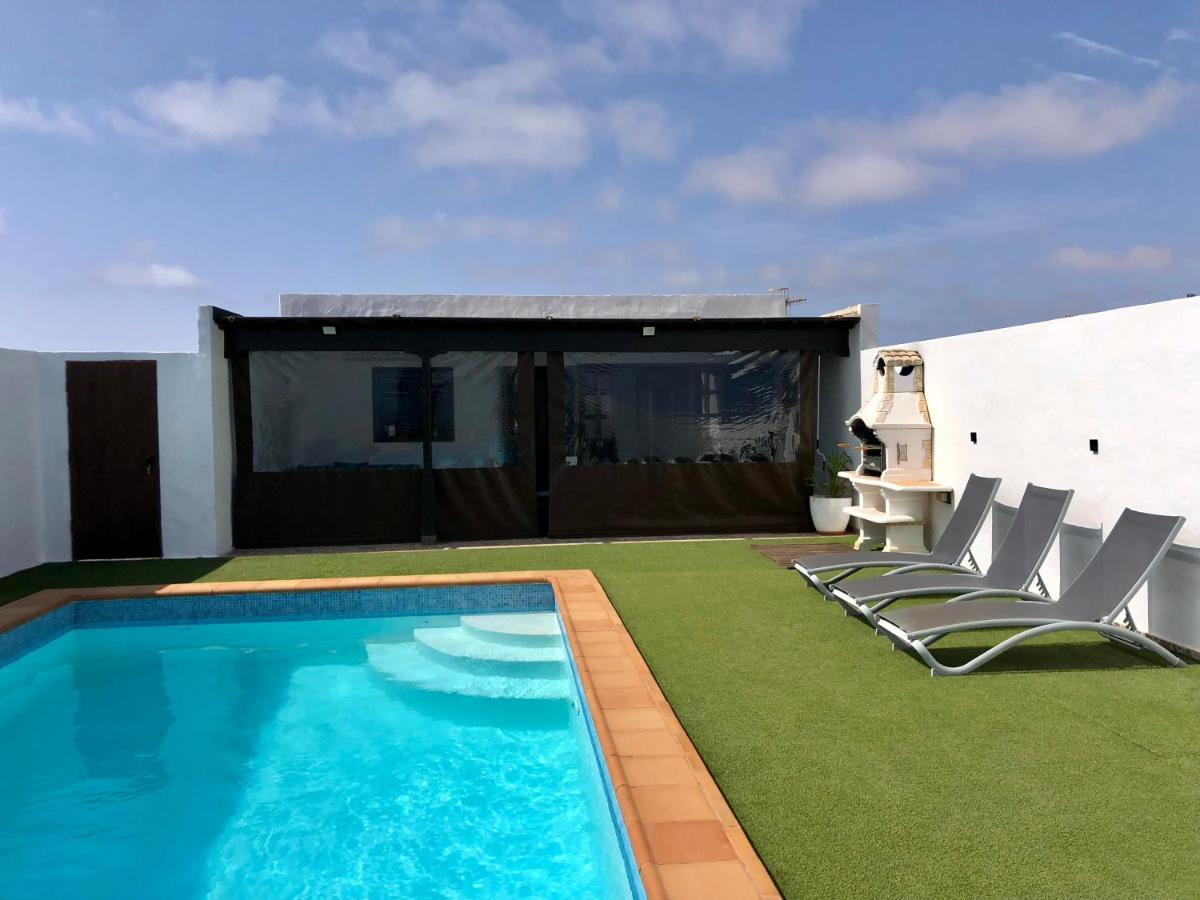 טינאחו Villa Miriam מראה חיצוני תמונה