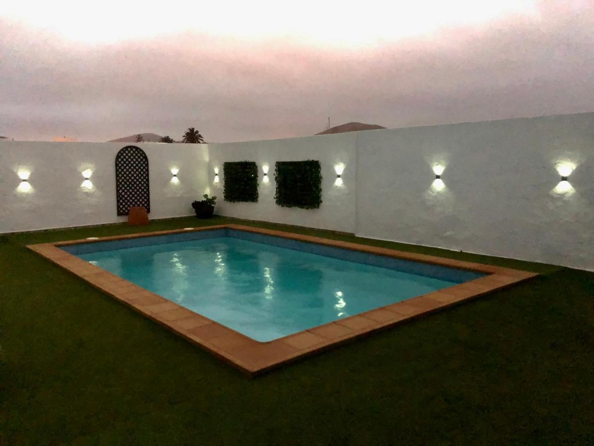טינאחו Villa Miriam מראה חיצוני תמונה